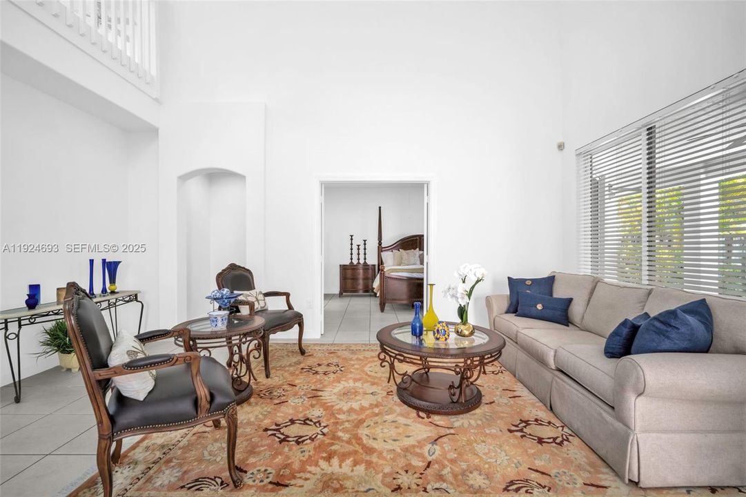 For Sale: $895,000 (4 beds, 3 baths, 2563 Square Feet)