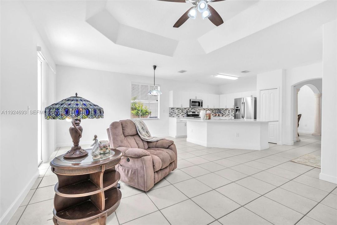 For Sale: $895,000 (4 beds, 3 baths, 2563 Square Feet)