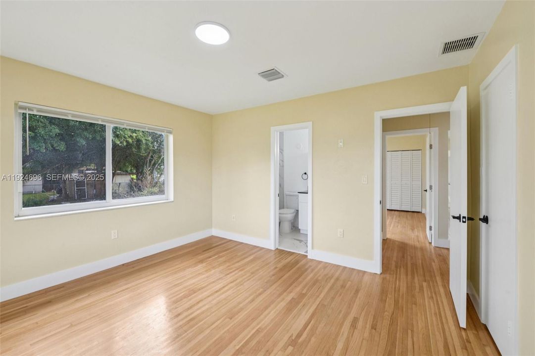 For Sale: $779,000 (3 beds, 2 baths, 1529 Square Feet)