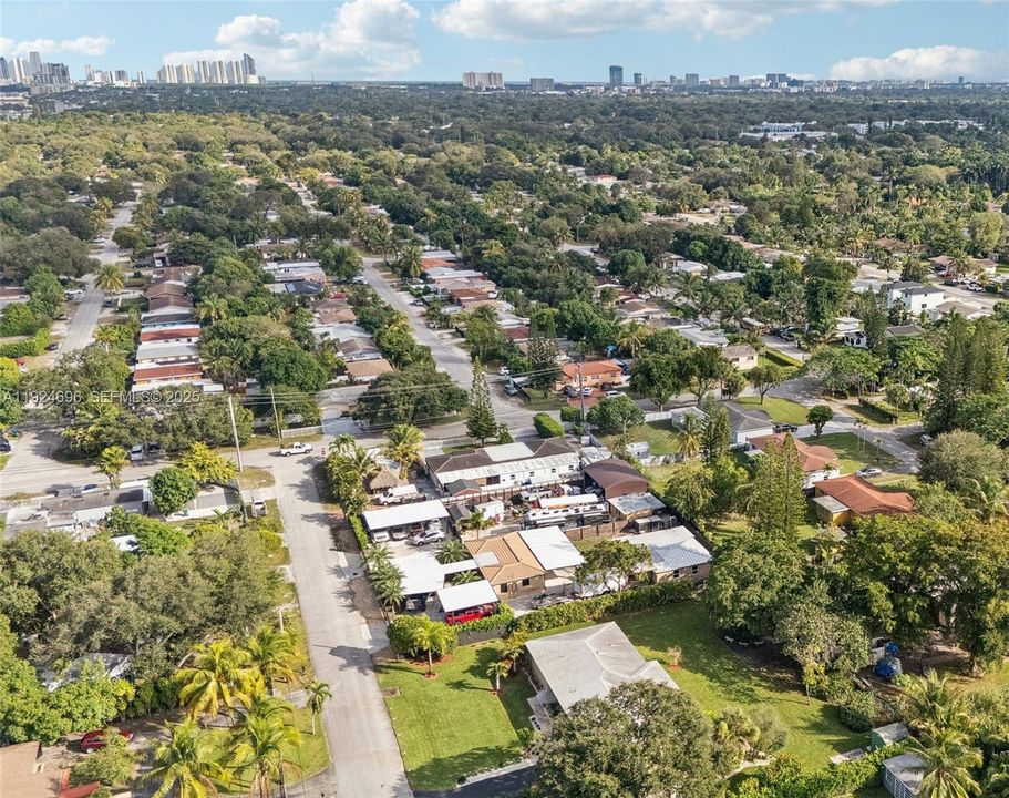 For Sale: $779,000 (3 beds, 2 baths, 1529 Square Feet)