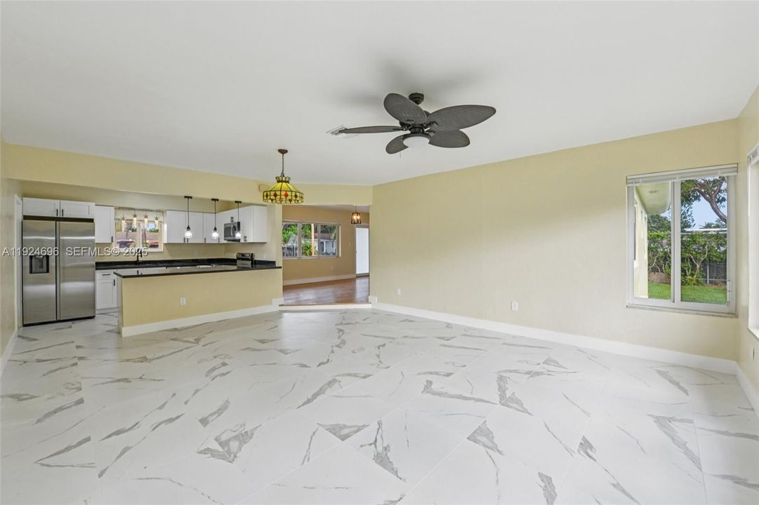 For Sale: $779,000 (3 beds, 2 baths, 1529 Square Feet)