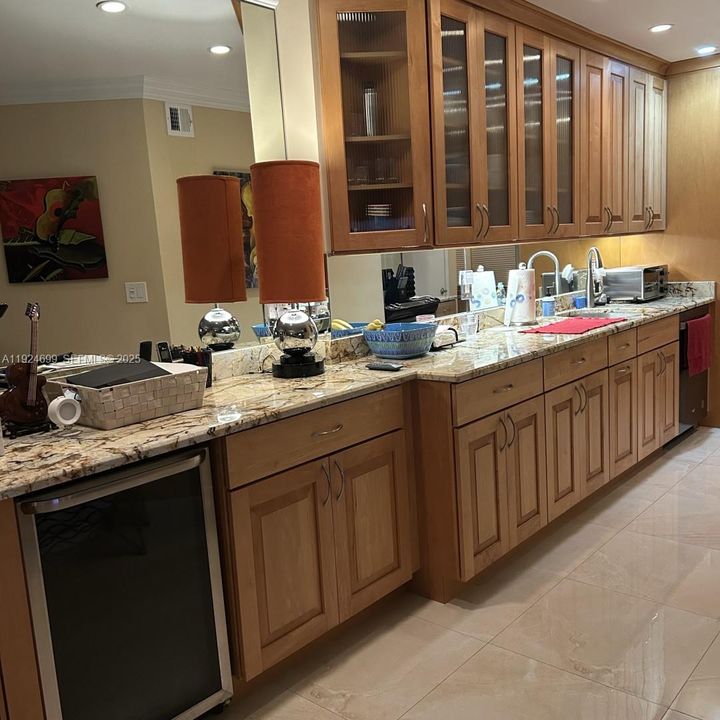 For Sale: $599,000 (2 beds, 2 baths, 1574 Square Feet)