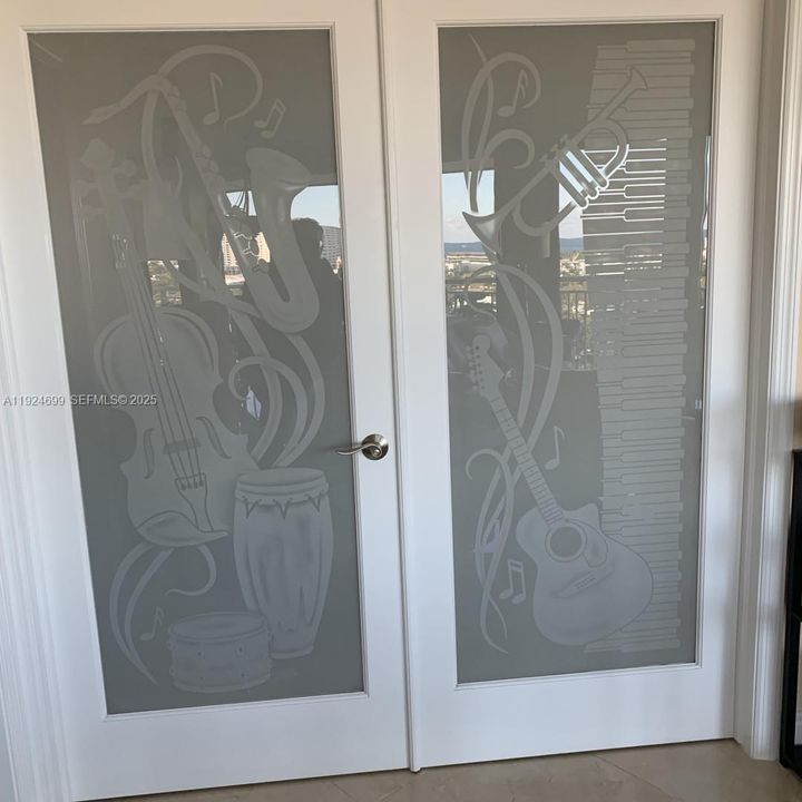 На продажу: $599,000 (2 спален, 2 ванн, 1574 Квадратных фут)