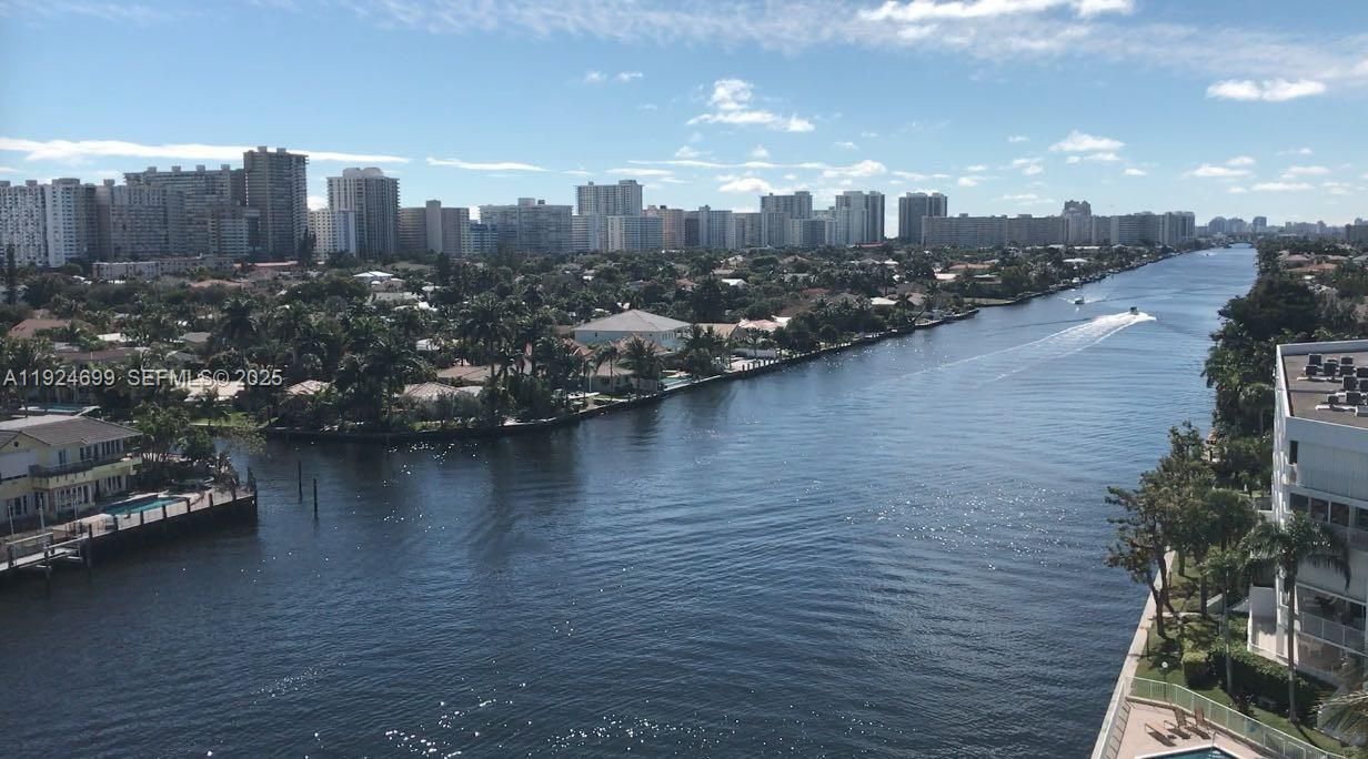 For Sale: $599,000 (2 beds, 2 baths, 1574 Square Feet)