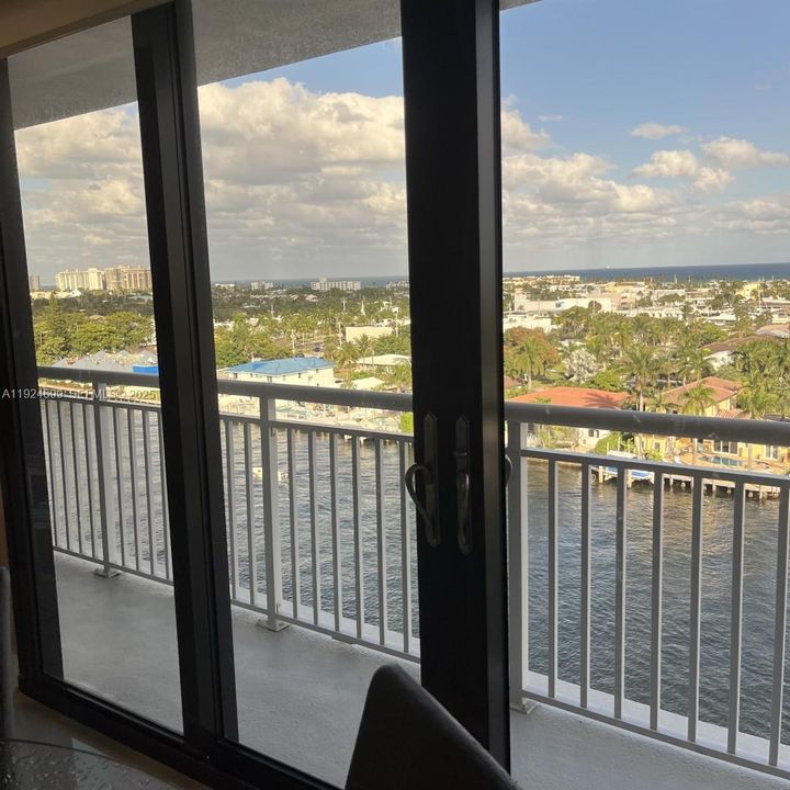 На продажу: $599,000 (2 спален, 2 ванн, 1574 Квадратных фут)