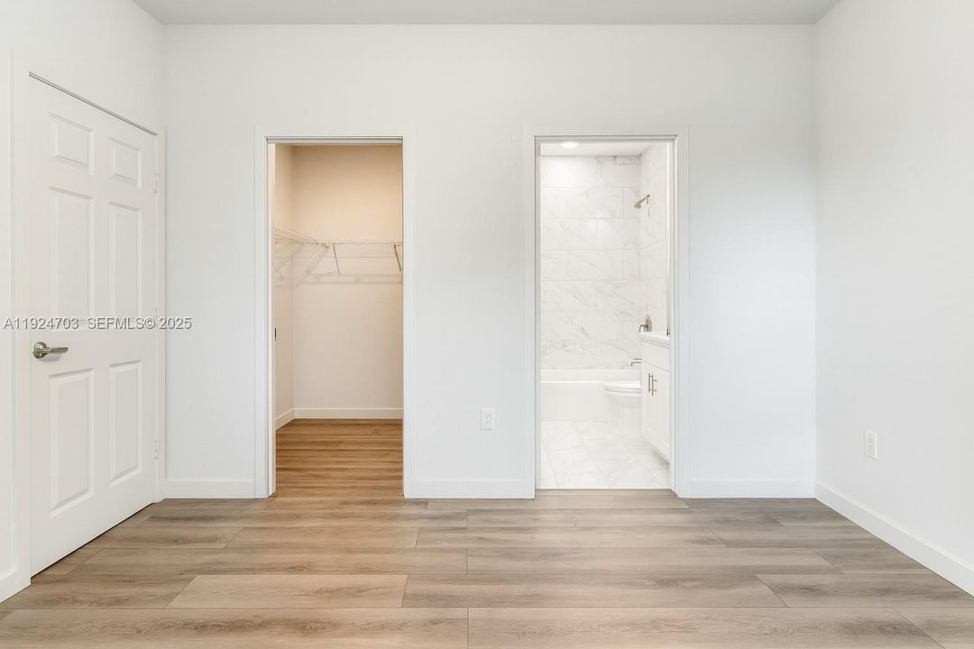 For Sale: $389,000 (3 beds, 2 baths, 1382 Square Feet)