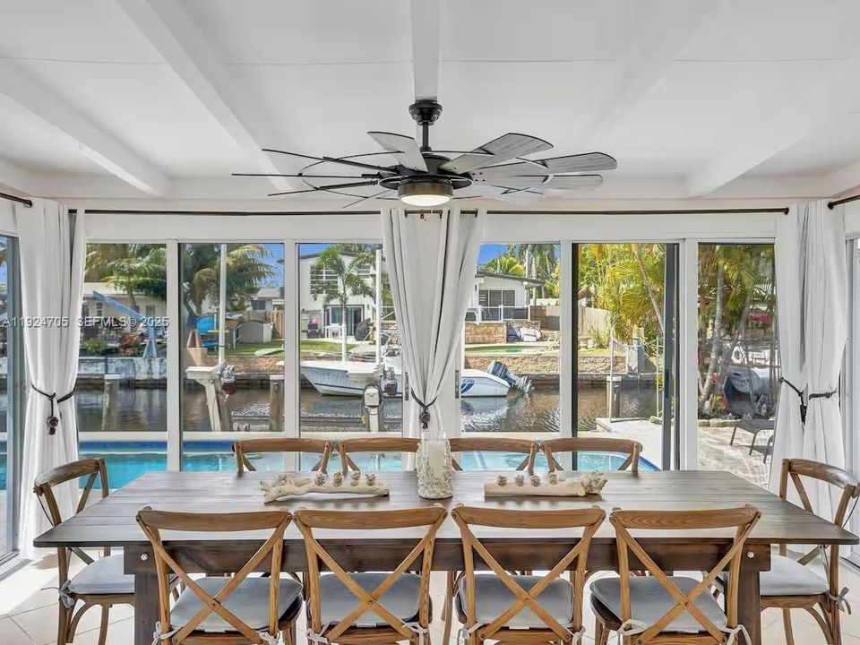 For Rent: $5,500 (3 beds, 2 baths, 1572 Square Feet)