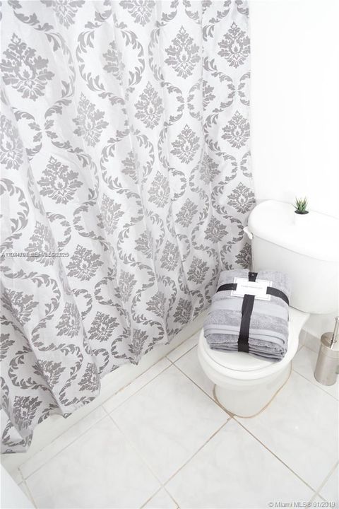 En Venta: $279,000 (1 camas, 1 baños, 545 Pies cuadrados)