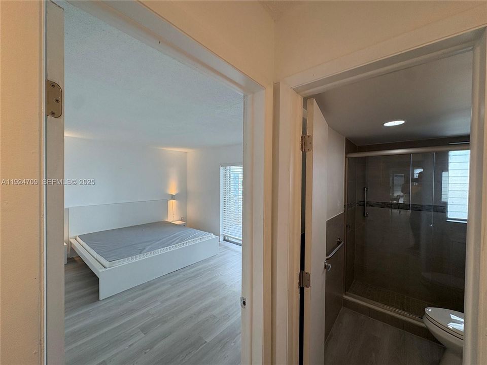 出租: $2,750 (2 贝兹, 1 浴室, 768 平方英尺)