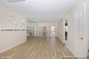 出租: $1,850 (1 贝兹, 1 浴室, 672 平方英尺)