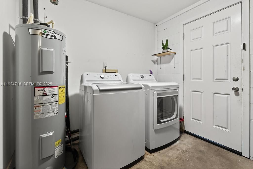 На продажу: $325,000 (4 спален, 2 ванн, 0 Квадратных фут)