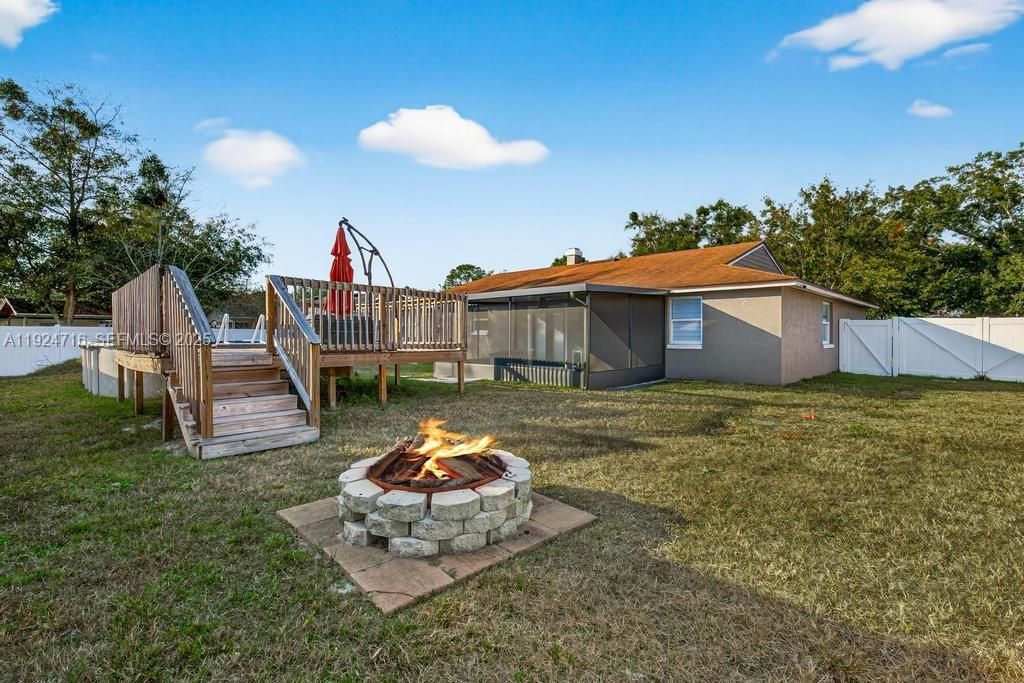 На продажу: $325,000 (4 спален, 2 ванн, 0 Квадратных фут)