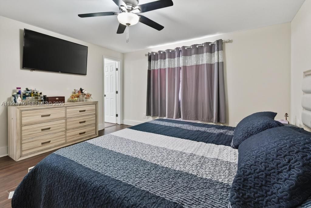 На продажу: $325,000 (4 спален, 2 ванн, 0 Квадратных фут)