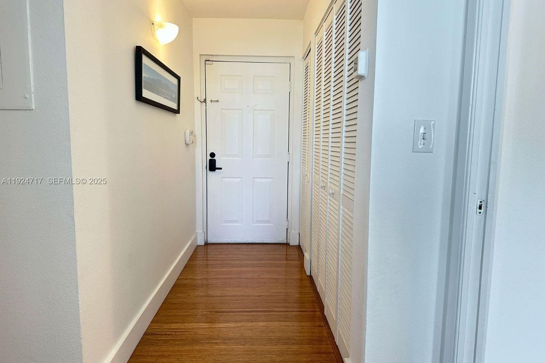 For Rent: $3,150 (3 beds, 2 baths, 1177 Square Feet)