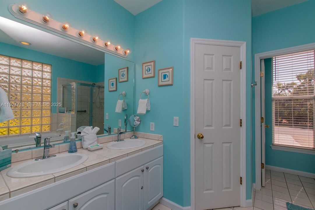 En Venta: $1,948,000 (0 camas, 0 baños, 2528 Pies cuadrados)