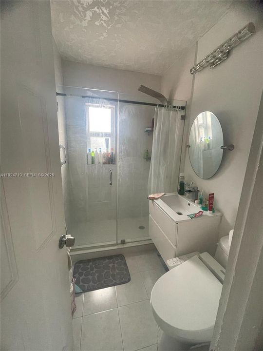 For Sale: $740,000 (3 beds, 2 baths, 1050 Square Feet)