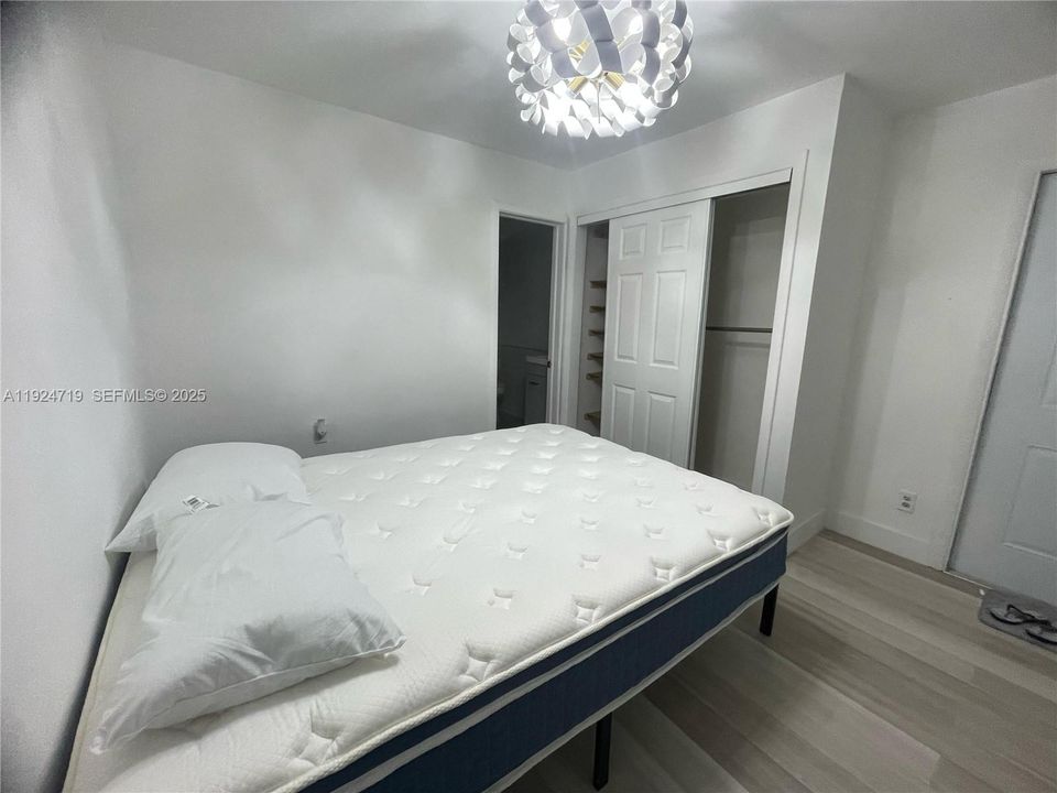 For Sale: $740,000 (3 beds, 2 baths, 1050 Square Feet)