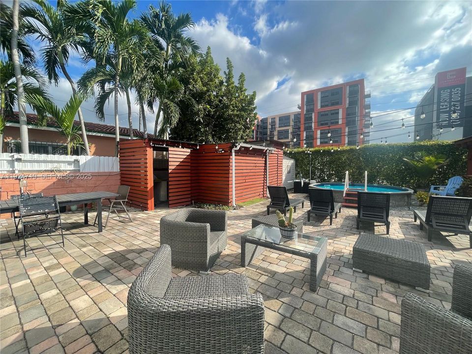 For Sale: $740,000 (3 beds, 2 baths, 1050 Square Feet)