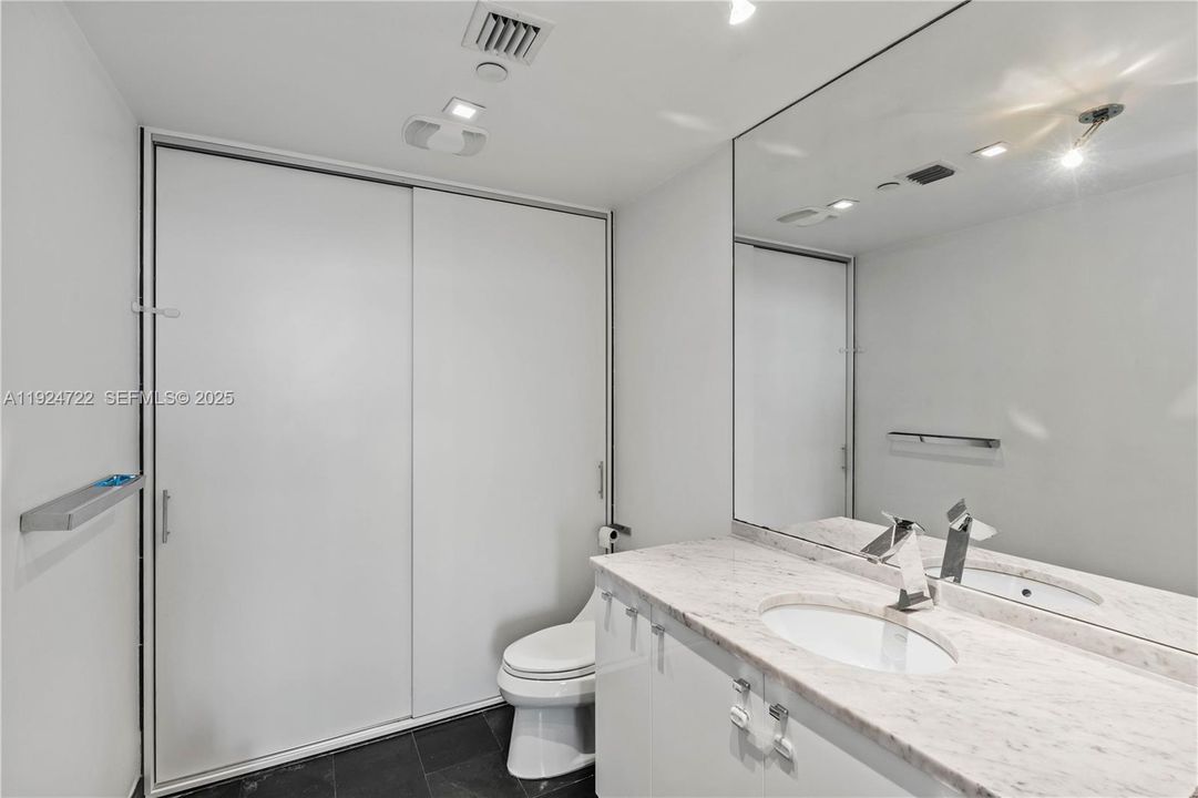 For Rent: $8,250 (2 beds, 3 baths, 1849 Square Feet)