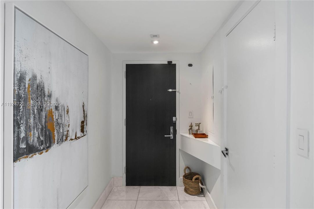 For Rent: $8,250 (2 beds, 3 baths, 1849 Square Feet)