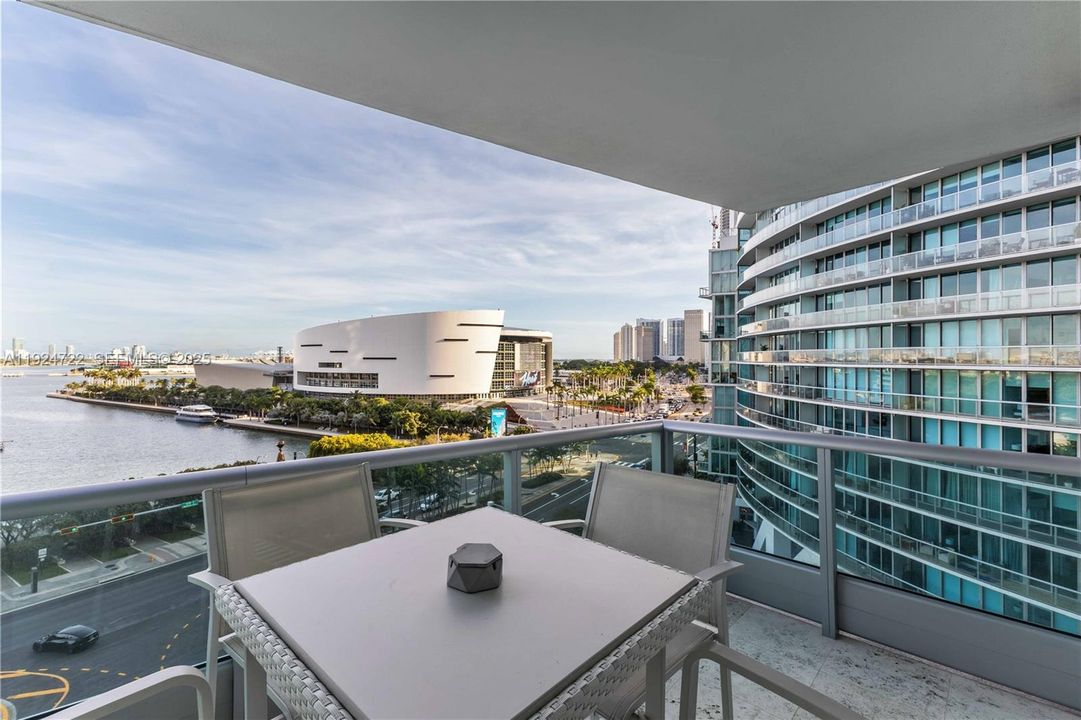 For Rent: $8,250 (2 beds, 3 baths, 1849 Square Feet)