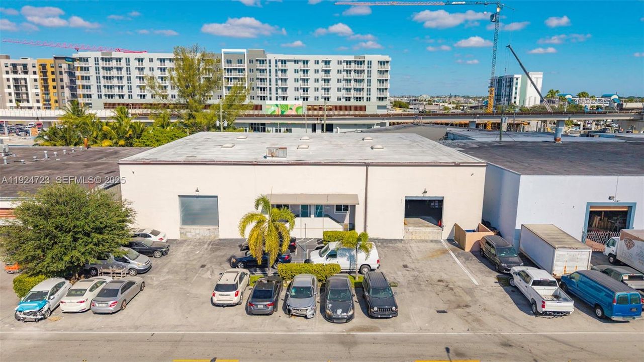 For Rent: $14,000 (0 beds, 0 baths, 0 Square Feet)