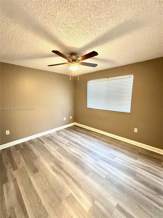 For Rent: $2,800 (2 beds, 2 baths, 1260 Square Feet)