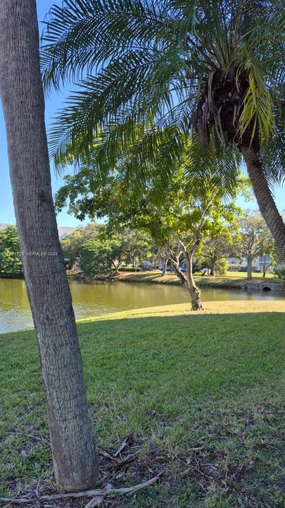 For Sale: $175,000 (2 beds, 2 baths, 1350 Square Feet)