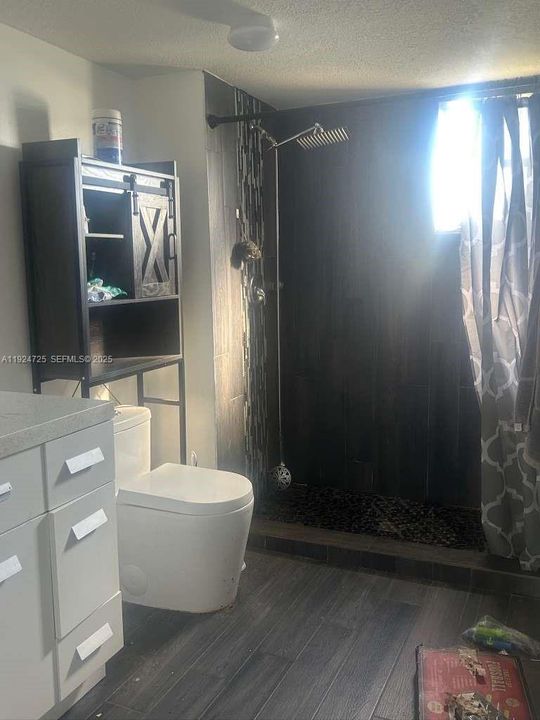 For Sale: $175,000 (2 beds, 2 baths, 1350 Square Feet)