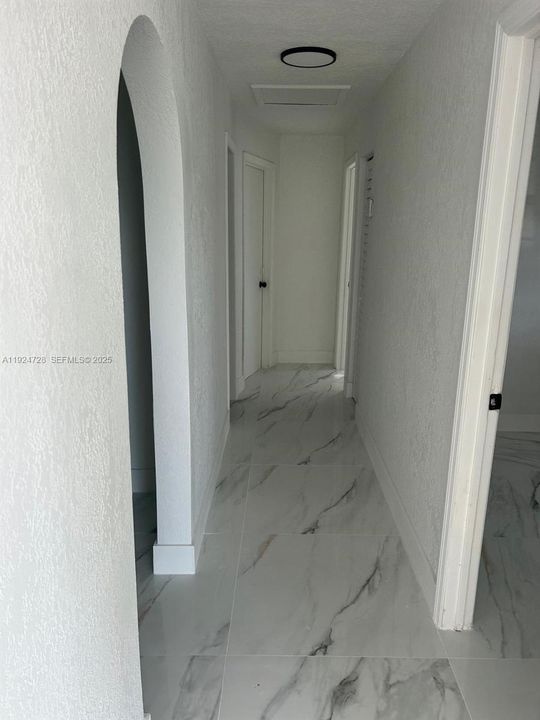 For Sale: $579,000 (3 beds, 2 baths, 1395 Square Feet)