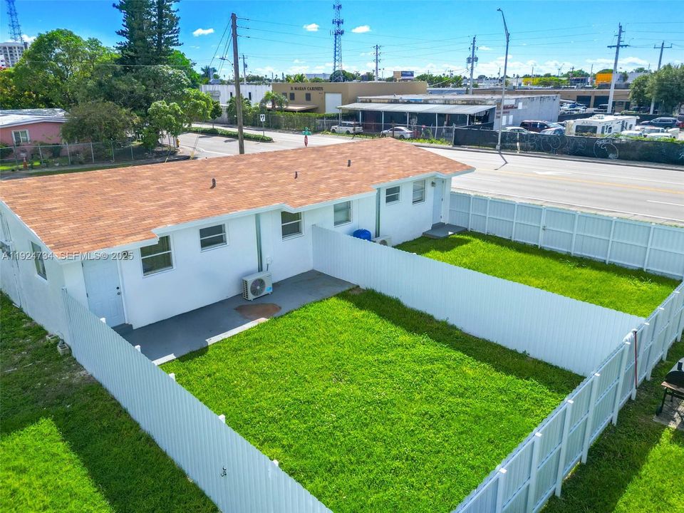 В аренду: $2,500 (3 спален, 1 ванн, 1325 Квадратных фут)