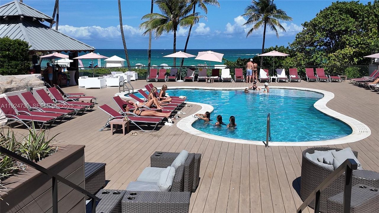 待售: $500,000 (1 贝兹, 1 浴室, 750 平方英尺)