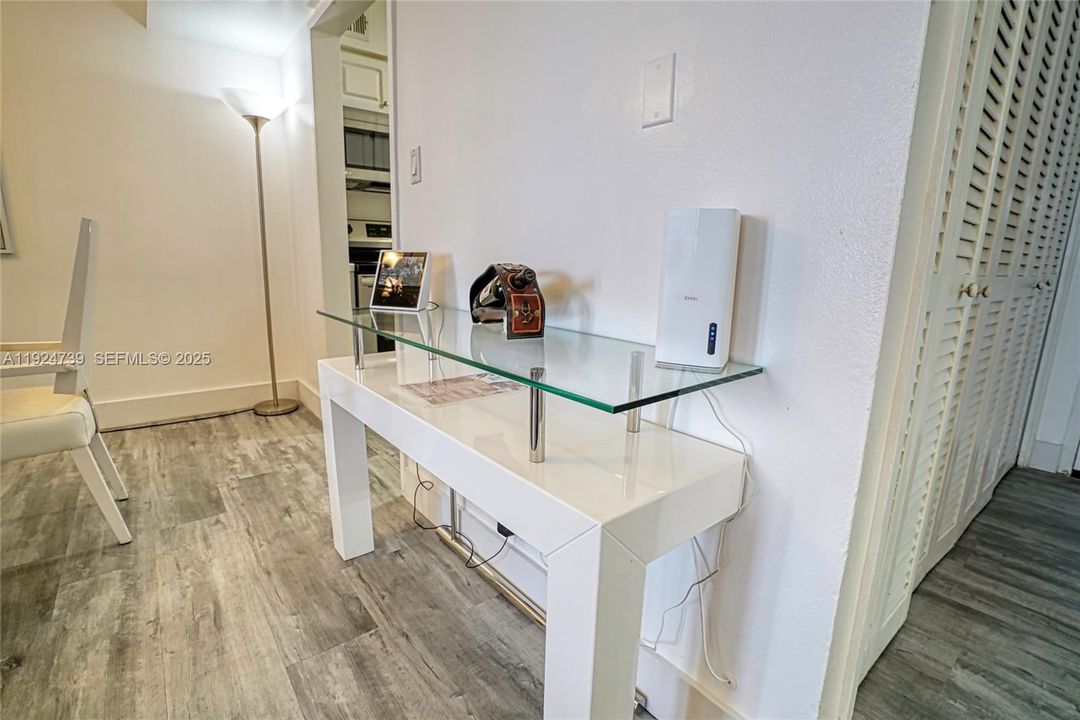 待售: $500,000 (1 贝兹, 1 浴室, 750 平方英尺)