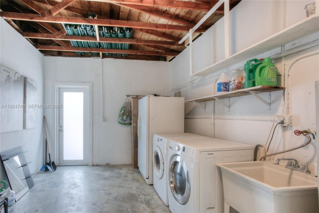 В аренду: $6,750 (4 спален, 3 ванн, 2340 Квадратных фут)