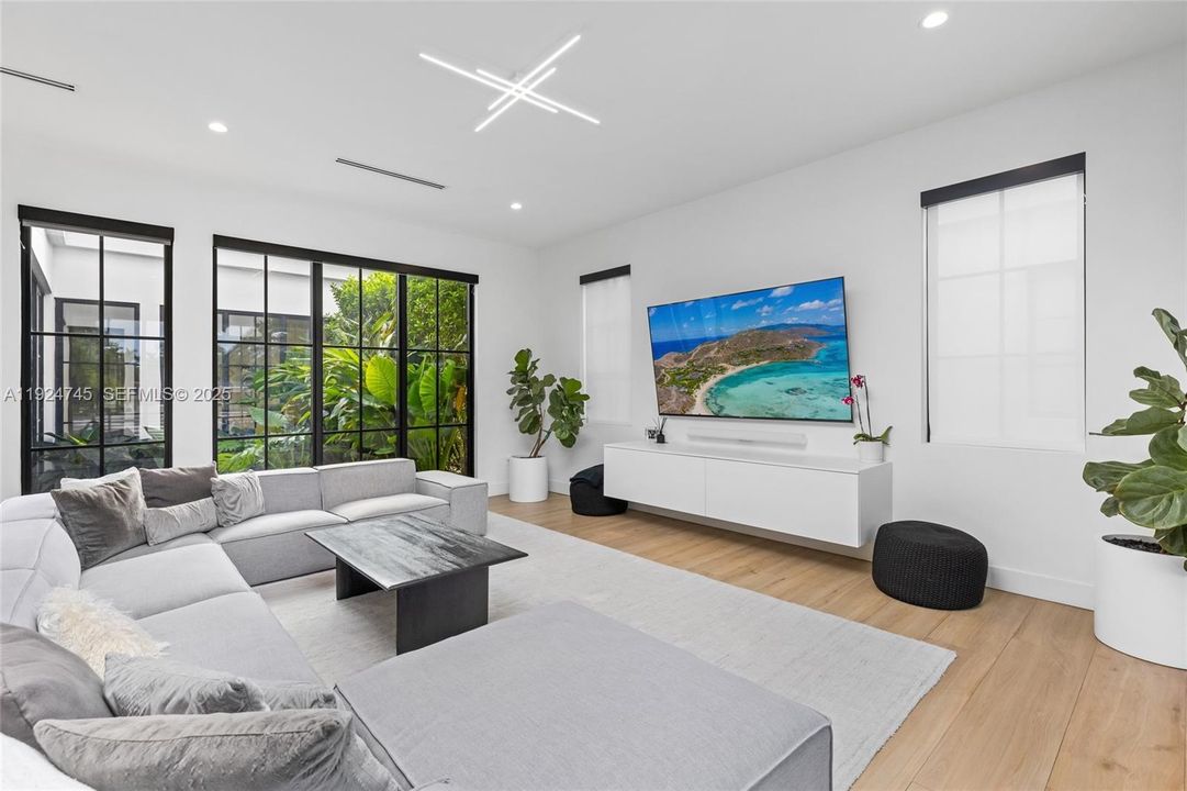 For Rent: $34,500 (5 beds, 4 baths, 4588 Square Feet)