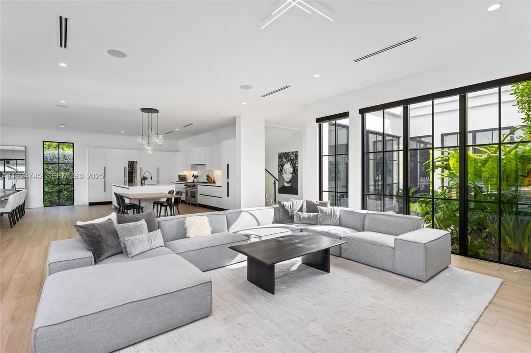 For Rent: $34,500 (5 beds, 4 baths, 4588 Square Feet)