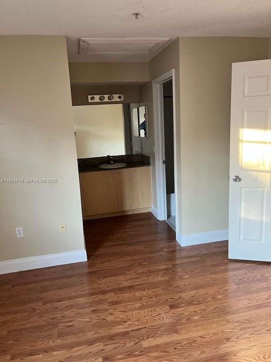 En Renta: $3,400 (3 camas, 2 baños, 1424 Pies cuadrados)