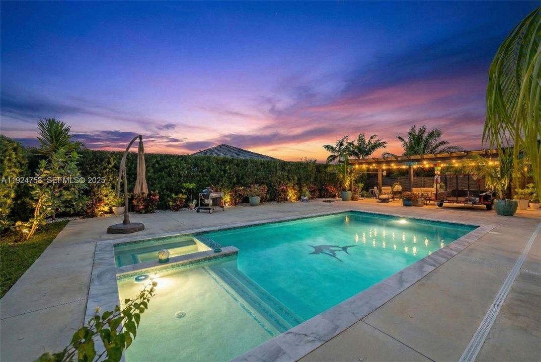 For Sale: $1,050,000 (4 beds, 3 baths, 2204 Square Feet)