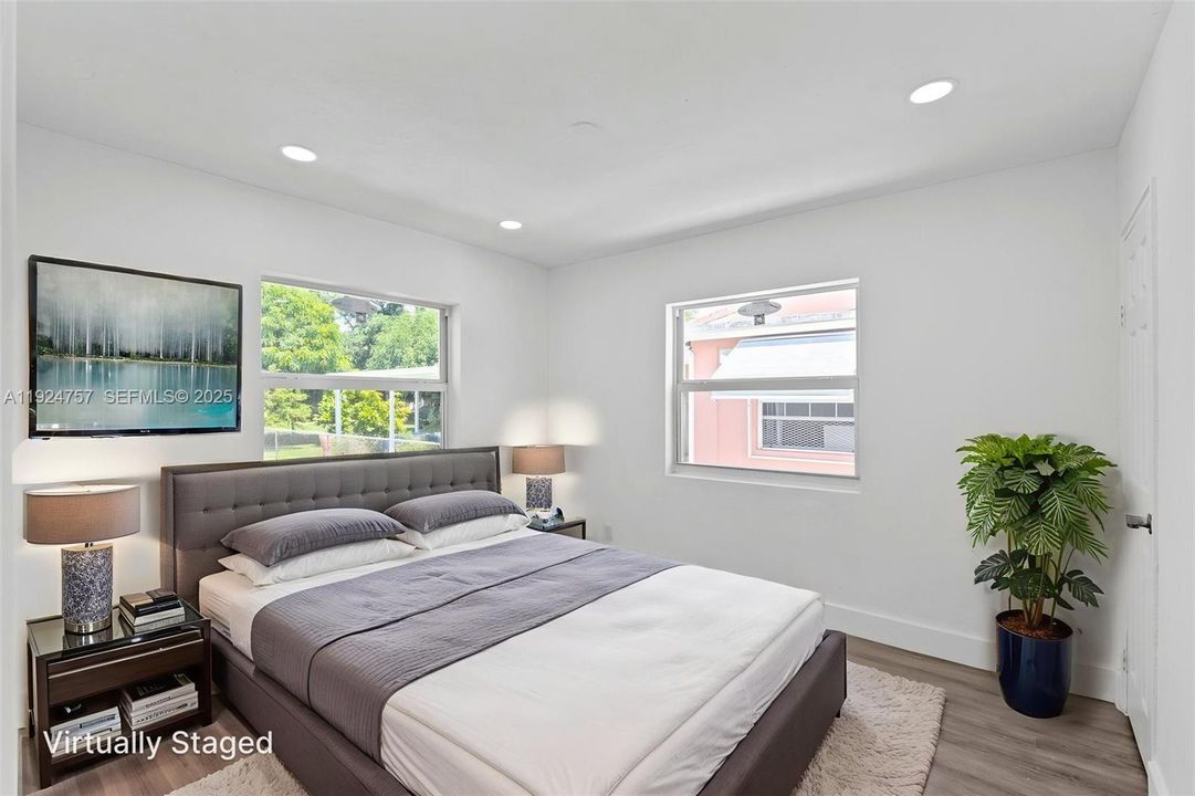 出租: $2,300 (2 贝兹, 1 浴室, 0 平方英尺)