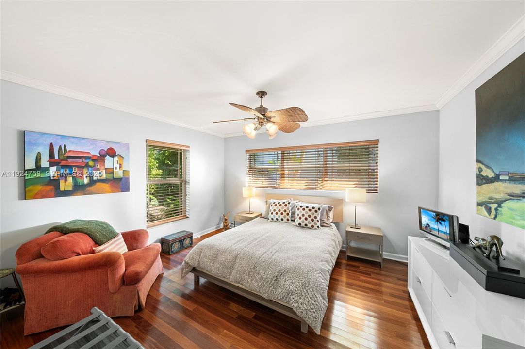 En Venta: $1,995,000 (4 camas, 3 baños, 3379 Pies cuadrados)