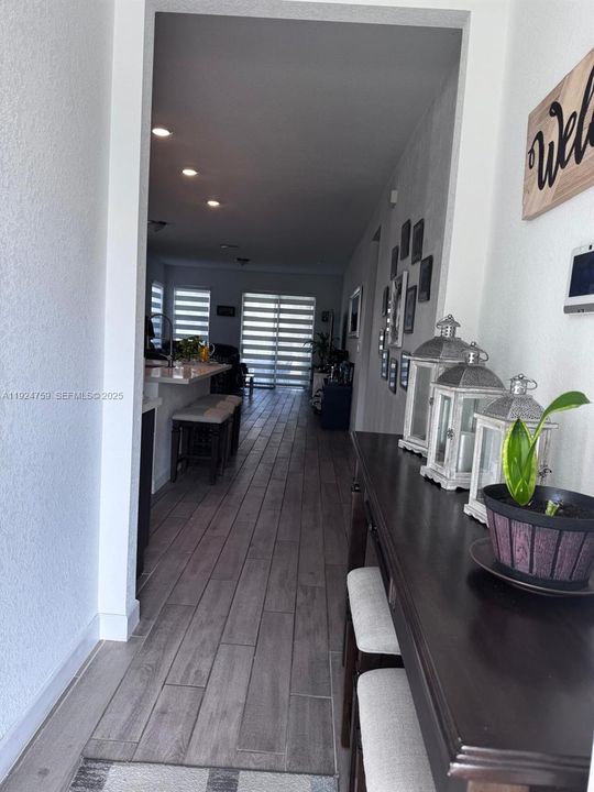 For Rent: $3,700 (4 beds, 2 baths, 2944 Square Feet)