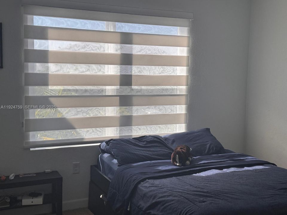 For Rent: $3,700 (4 beds, 2 baths, 2944 Square Feet)