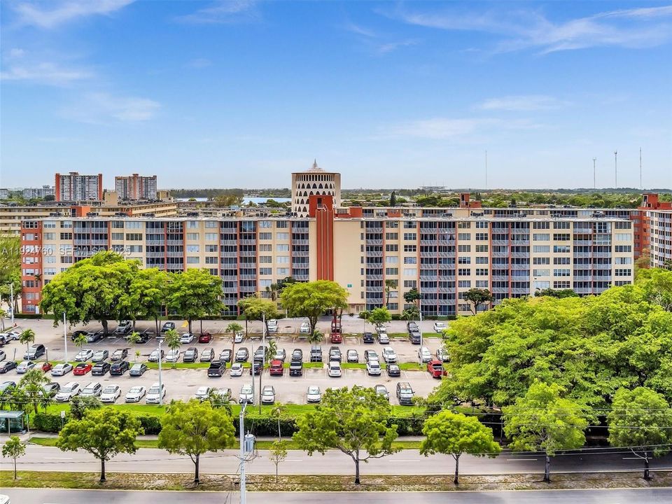 待售: $149,500 (1 贝兹, 1 浴室, 1036 平方英尺)