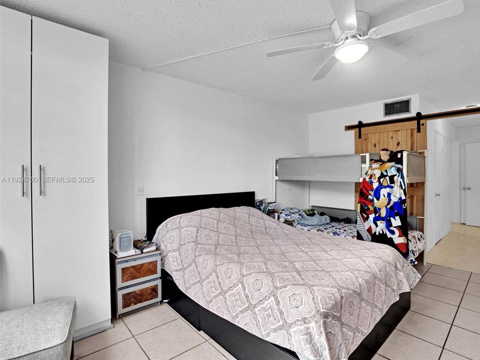 待售: $149,500 (1 贝兹, 1 浴室, 1036 平方英尺)