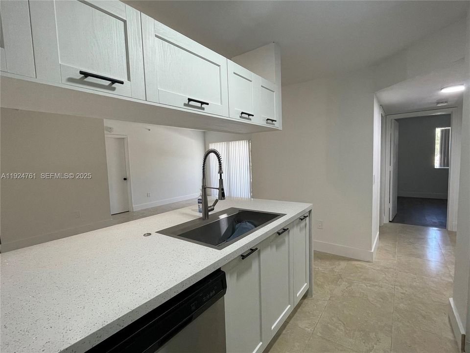 For Rent: $2,799 (3 beds, 2 baths, 1270 Square Feet)