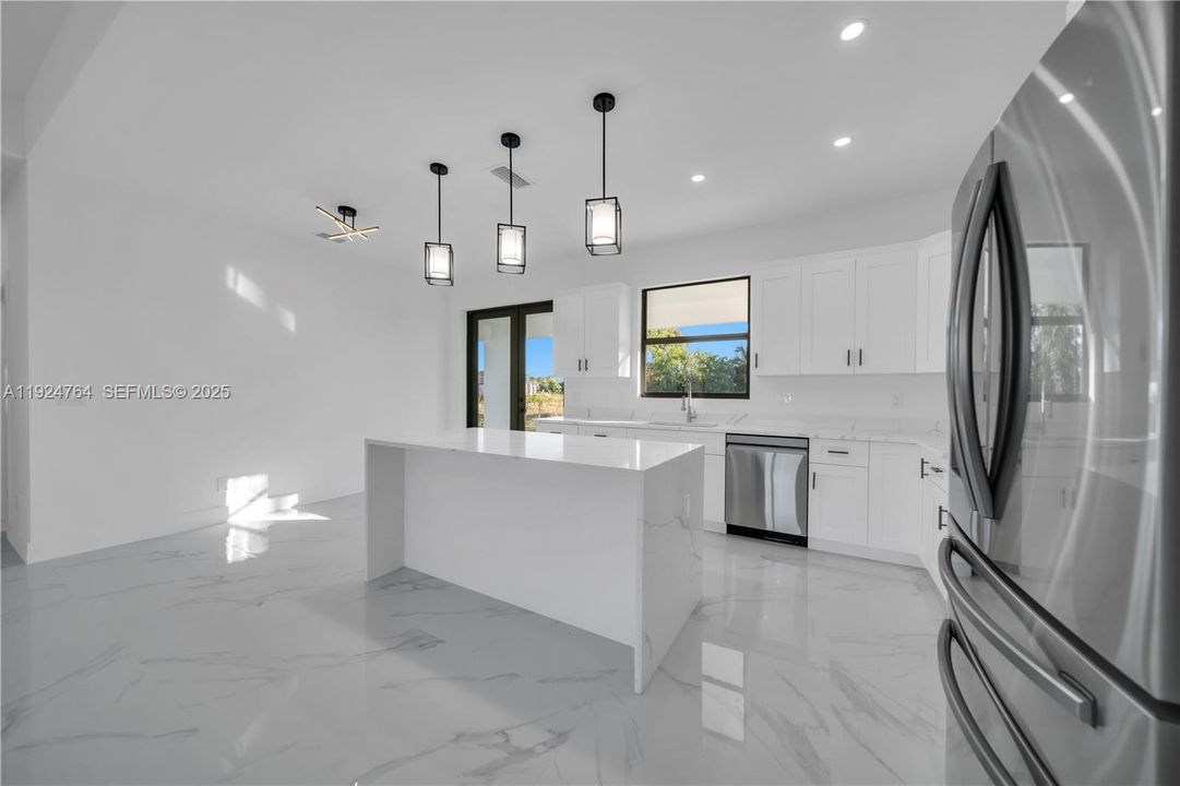 For Sale: $349,900 (3 beds, 3 baths, 0 Square Feet)