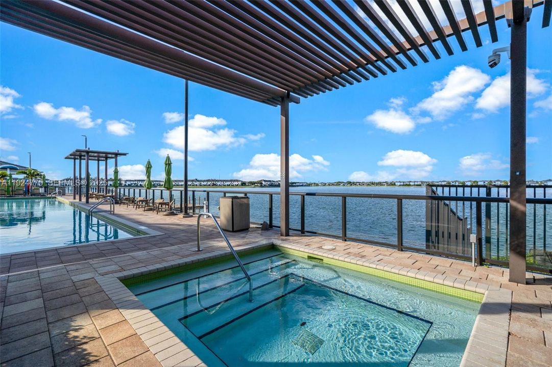 For Sale: $615,000 (3 beds, 2 baths, 1838 Square Feet)