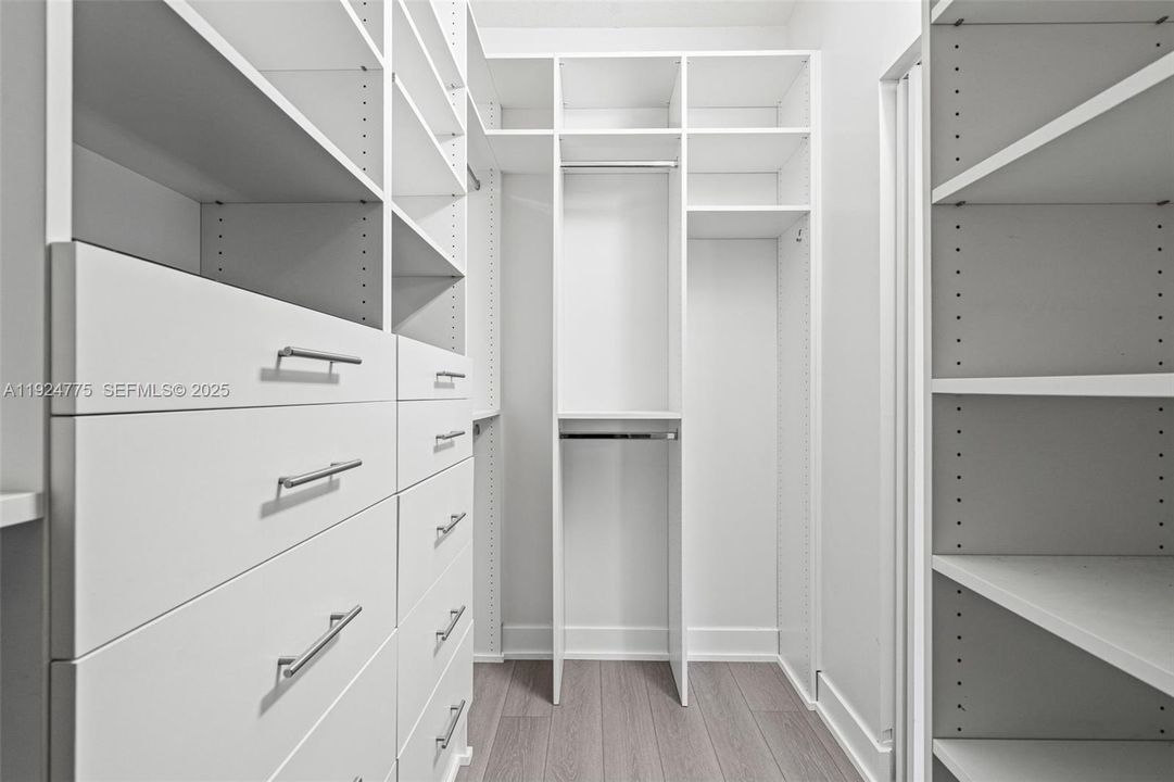 For Sale: $615,000 (3 beds, 2 baths, 1838 Square Feet)