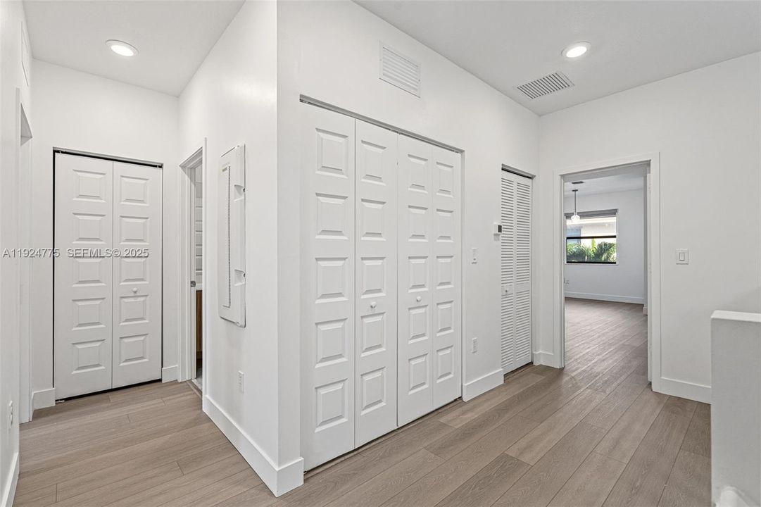 For Sale: $615,000 (3 beds, 2 baths, 1838 Square Feet)