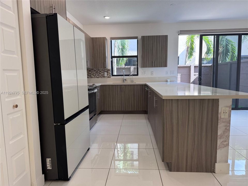 待售: $615,000 (3 贝兹, 2 浴室, 1838 平方英尺)